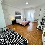 Rambl Oda ve Kahvaltı Barselona